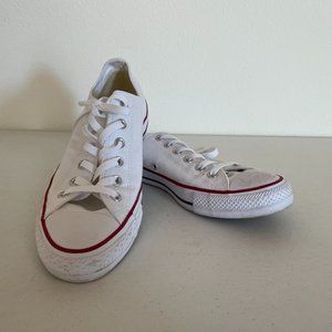 Converse Chuck Taylor All-Star Classic (Worn Once) Women's size 10, Mens Size 8